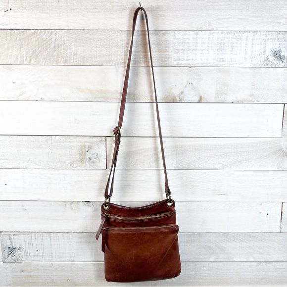 Margot Hobo Crossbody Purse Brown Leather Bag Pockets Adjustable Strap Logo - Picture 2 of 14